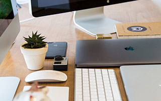 开云APP下载-_城市漂移车：速度与技巧的极限挑战_，城市漂移怎么过