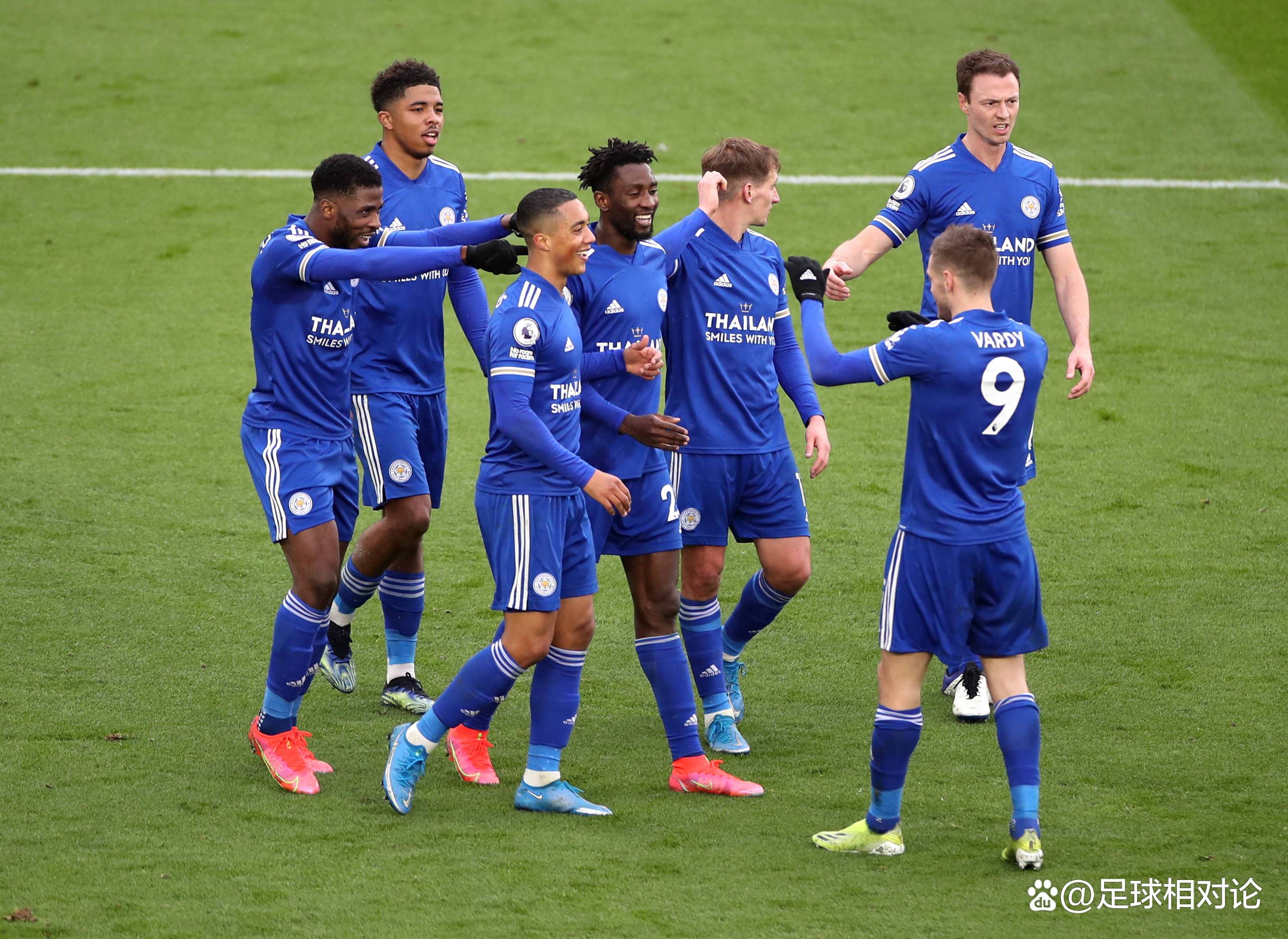 开云APP-英超赛季战术调整逐步成型，战斗更激烈