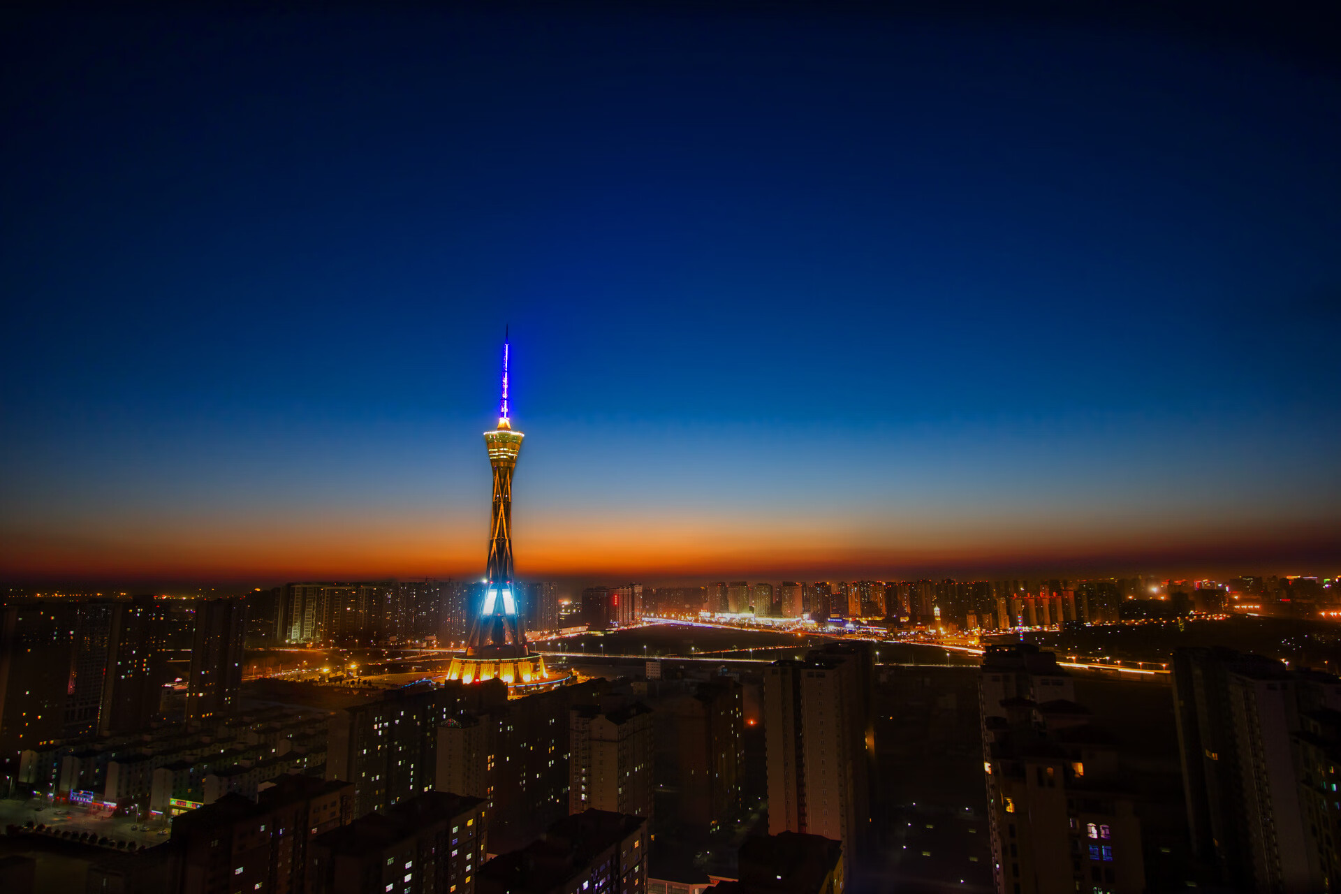 英橄协加强与企业合作拓宽资金